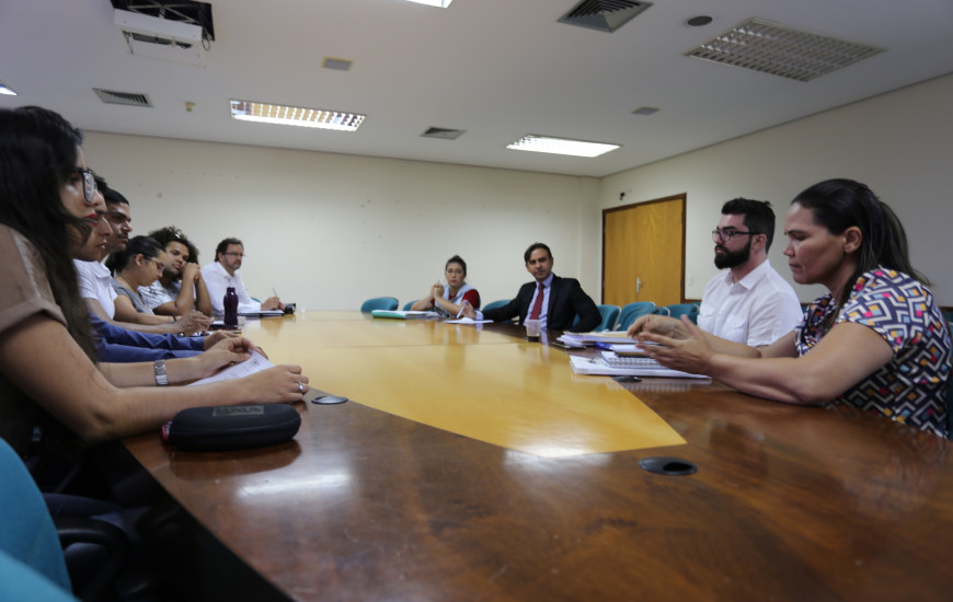 Reunião foi realizada entre Estado, DPE, UFT e estudantes