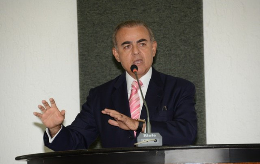Paulo Mourão propõe auditoria na folha da Saúde