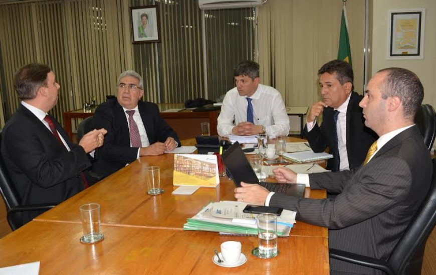 Reunião aconteceu no DNIT, em Brasília