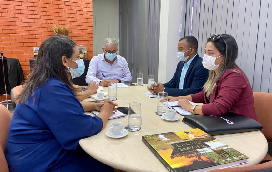 Equipe Adetuc participa da reunião com o prefeito de Formoso, Heno Rodrigues