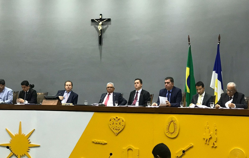 Prefeito de Palmas acompanha apresentação de relatório