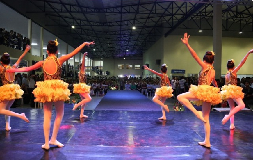 Aulas são na Escola Elizângela Glória Cardoso