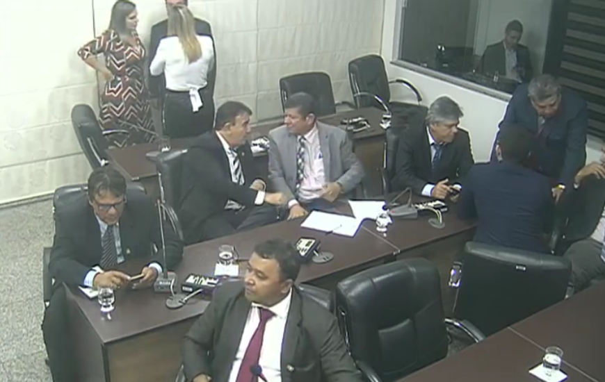 Deputados trocaram farpas durante eleição das comissões da AL