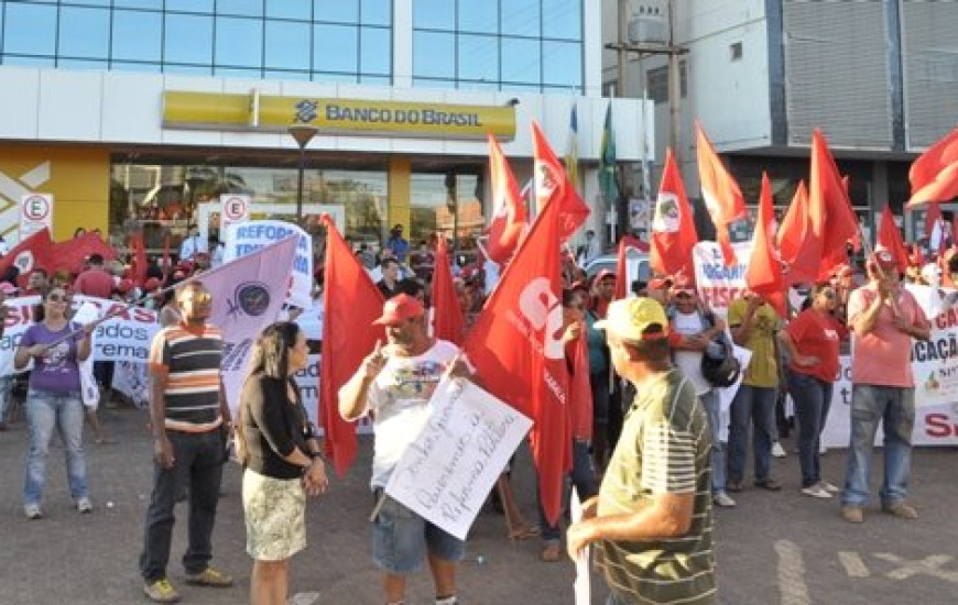 Manifestantes protestaram em Palmas