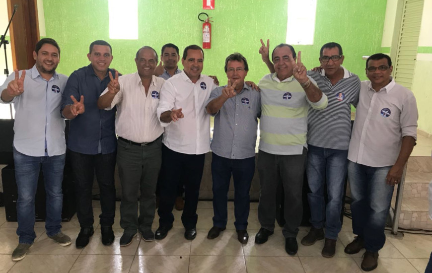 Reunião do candidato com políticos locais e cidadãos na cidade de Arraias