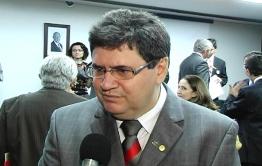 Júnior Coimbra atendeu 48 municípios com emendas