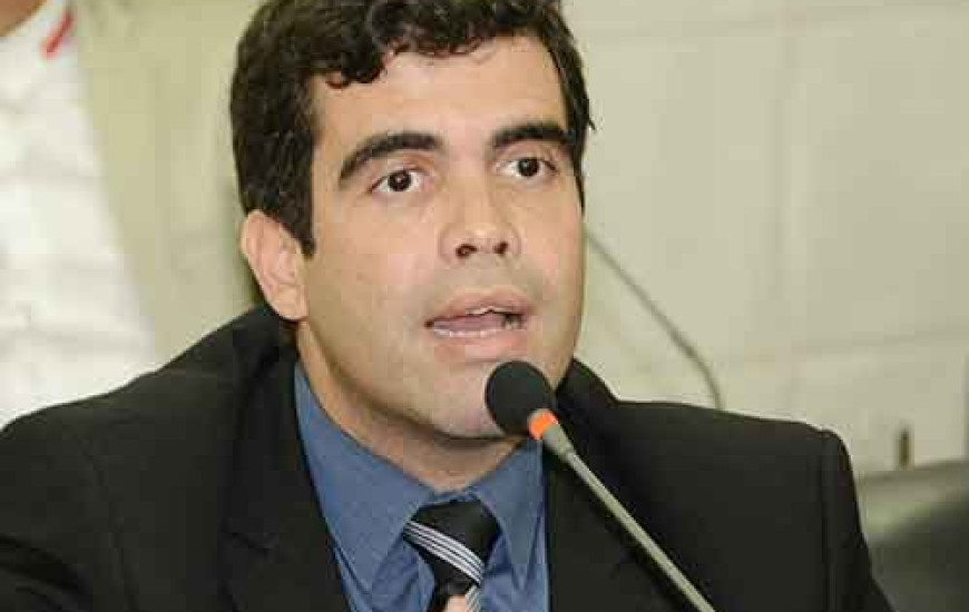 Deputado Ricardo Ayres vai propor CPI