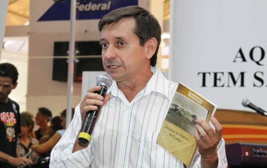 Jornalista Zacarias Martins