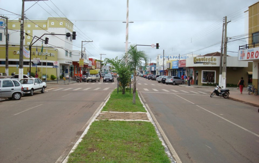 Avenida Bernardo Sayao, em Paraíso do Tocantins.