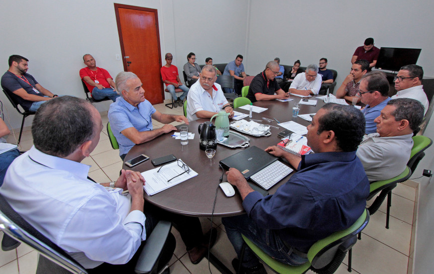 Diretores do Sintras se reuniram com Paulo Mourão nesta quinta-feira, 27