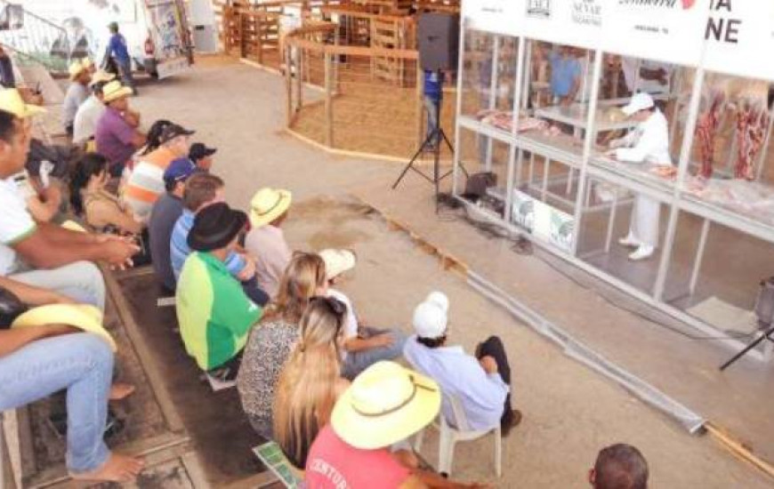 Oficina mostra como preparar a carne