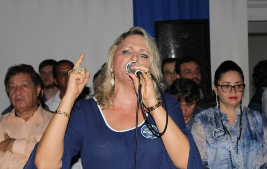 Ester Nogueira em evento em Araguaína