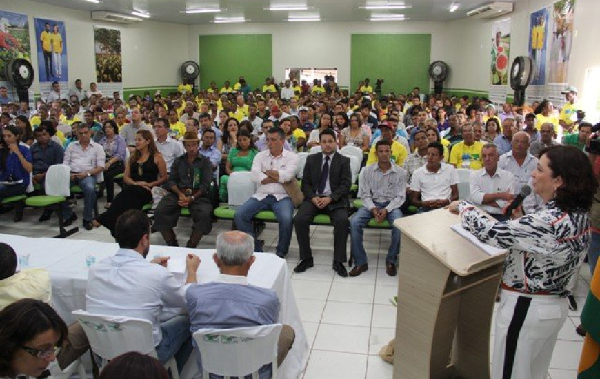 Senadora Kátia Abreu anuncia recursos