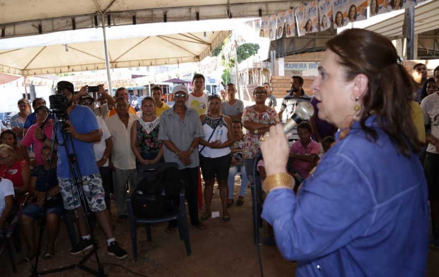 Kátia apresenta propostas aos municípios do Bico