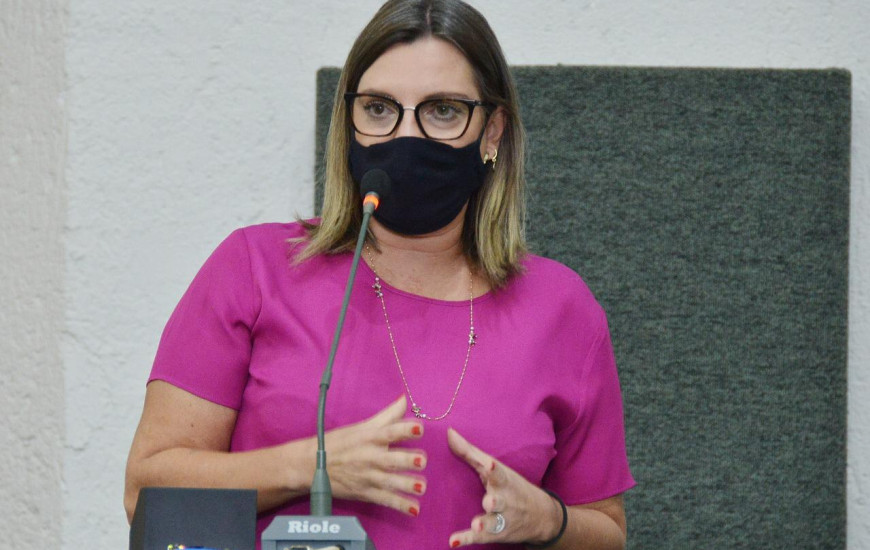 Deputada estadual Claudia Lelis (PV)