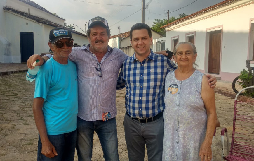 Candidato faz campanha na região sudeste do Tocantins