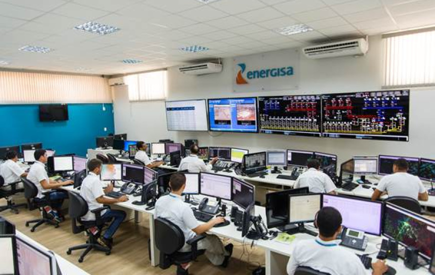 entro de Operações Integrado, em Palmas, monitora a rede em todo o Estado