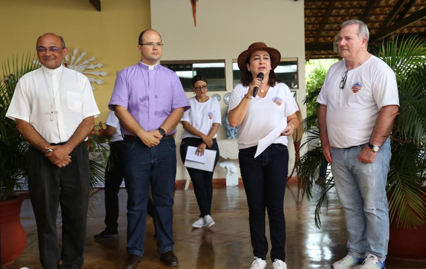 Senadora lidera campanha por obra da catedral