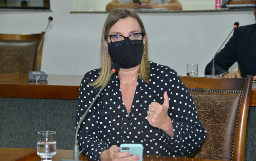 Deputada estadual Claudia Lelis. 