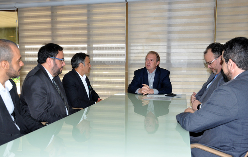Carlesse se reúne com Superintendente do Banco do Brasil 
