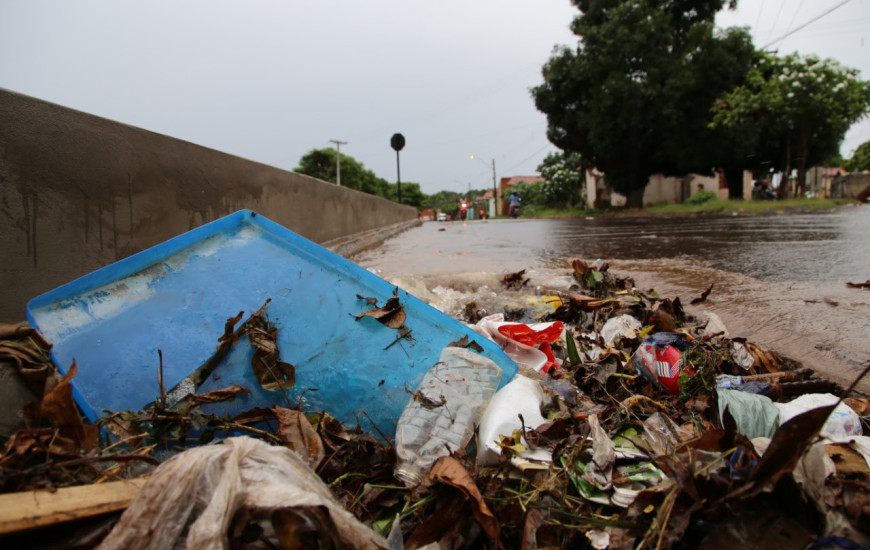 A cidade produz uma média diária de 139 tonelada de lixo