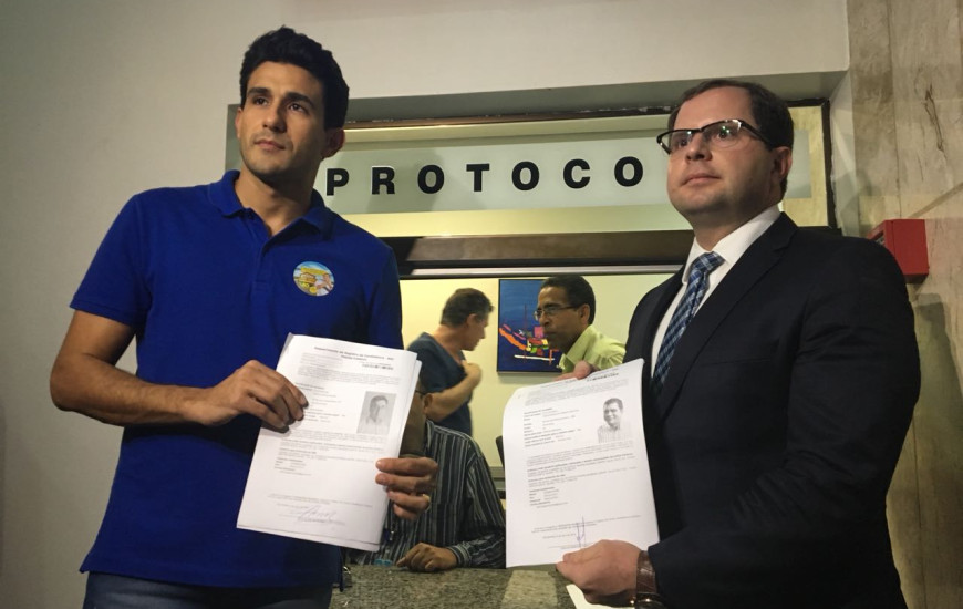 Manzano e vereador da base protocolam candidatura de Amastha com PT na vice