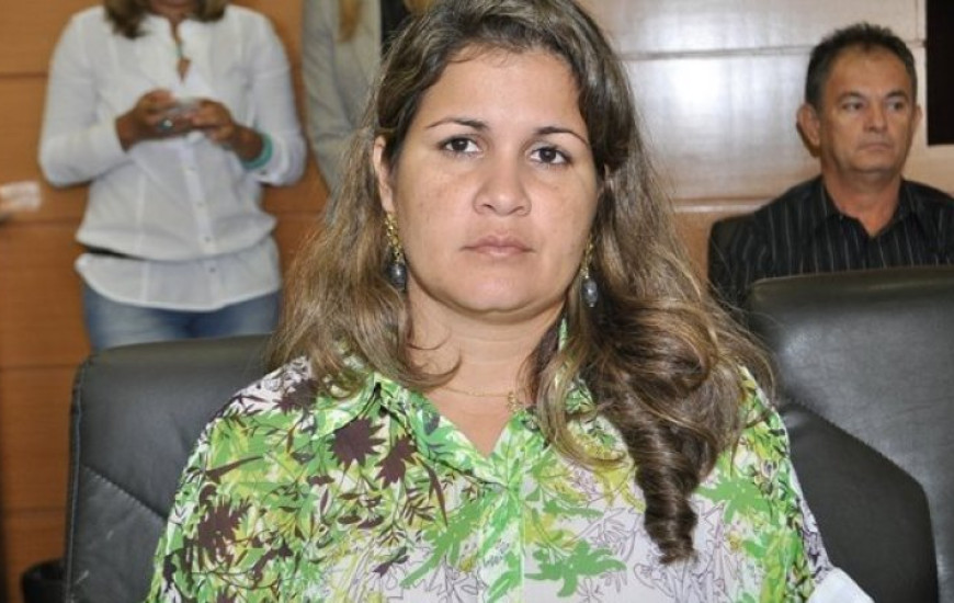 Prefeita Isabella Alves Simas Pereira
