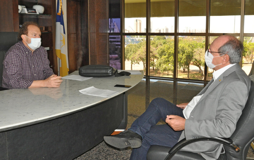 Governador Mauro Carlesse em reunião com Prefeito Ronaldo Dimas.