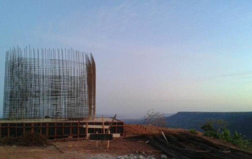 Base do Cristo no Morro do Chapéu 