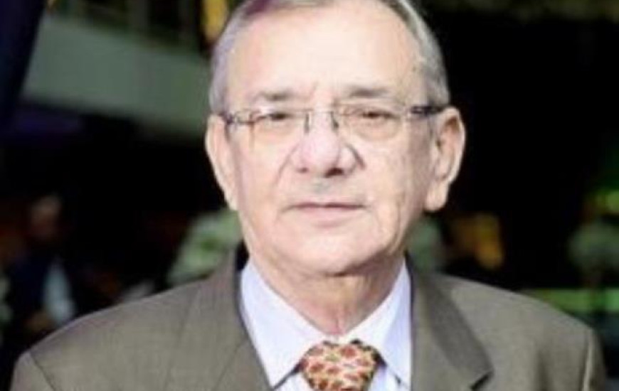 Valdemir Oliveira é prefeito de Pium
