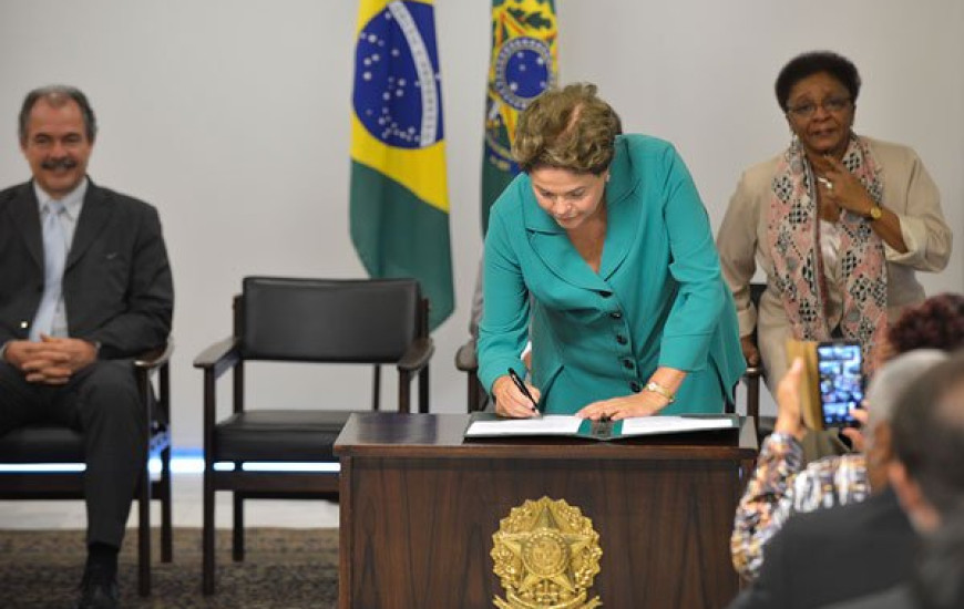 Lei sancionada por Dilma entrou em vigor nesta 3ª