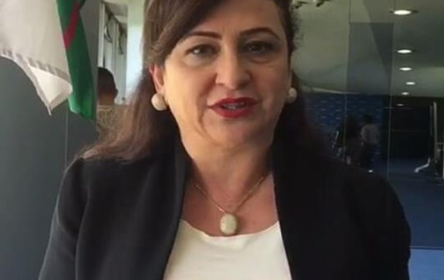 Katia Abreu envia mensagem às mulheres