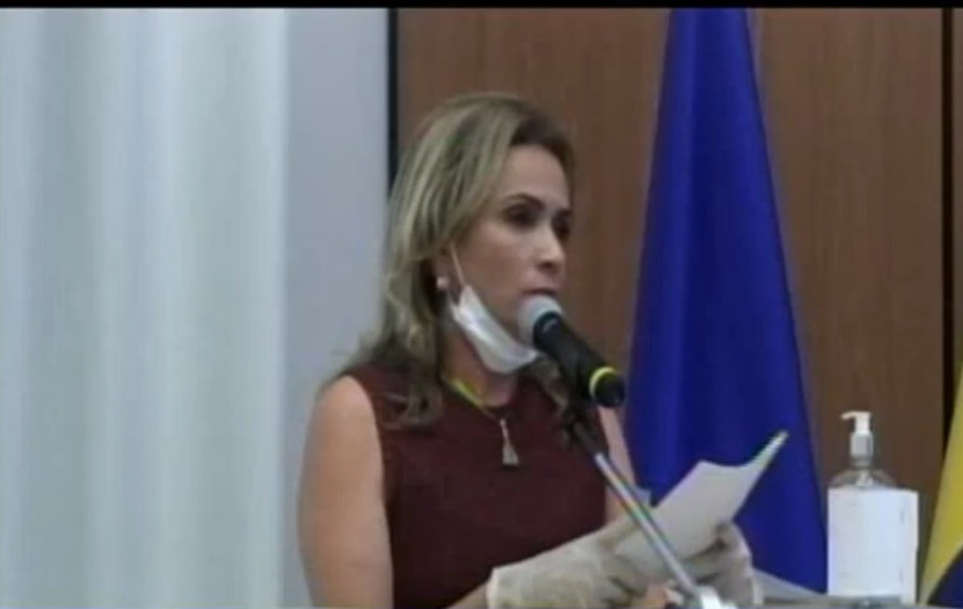 Vereadora Laudecy Coimbra, durante sessão na Câmara Municipal de Palmas