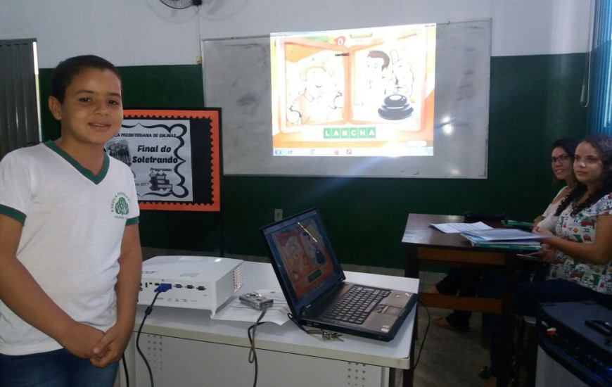 Estudantes se preparam para final