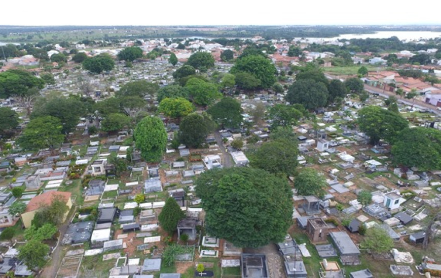 Cemitério tem cerca de 37 mil túmulos registrados