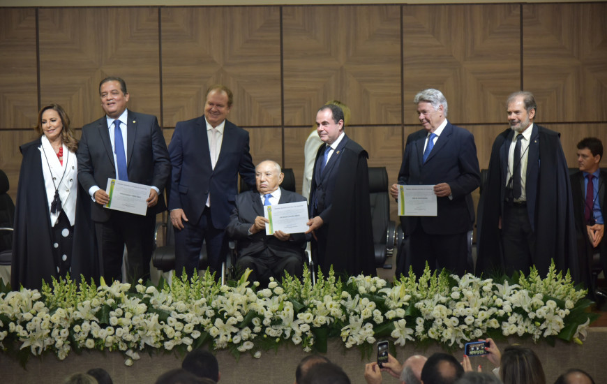 Eduardo Gomes e suplentes foram diplomados pelo TRE