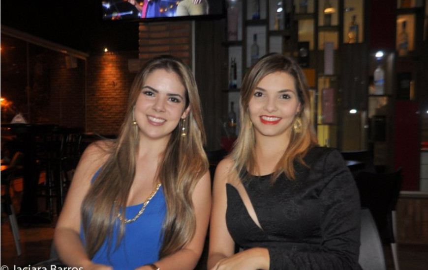 Janaina Martins Muniz e Isabella Solé Sampaio