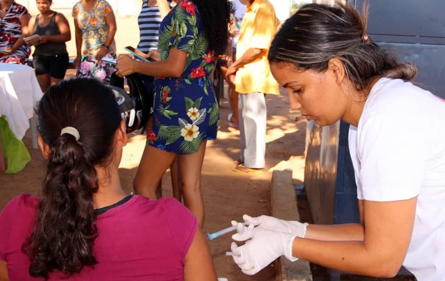 Dia da D de vacinação em Gurupi