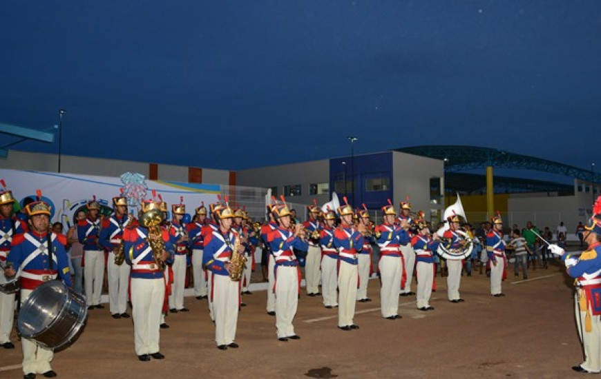 Desfile cívico será iniciado às 18h deste domingo