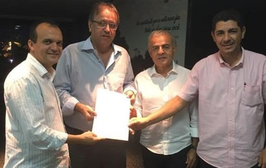 Joaquim Maia apresenta demandas ao governador