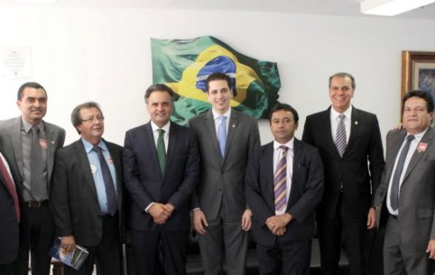 Deputados do TO se reúnem em Brasília