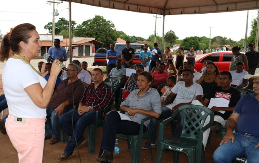 Kátia Abreu visitando município do Sudeste do Estado