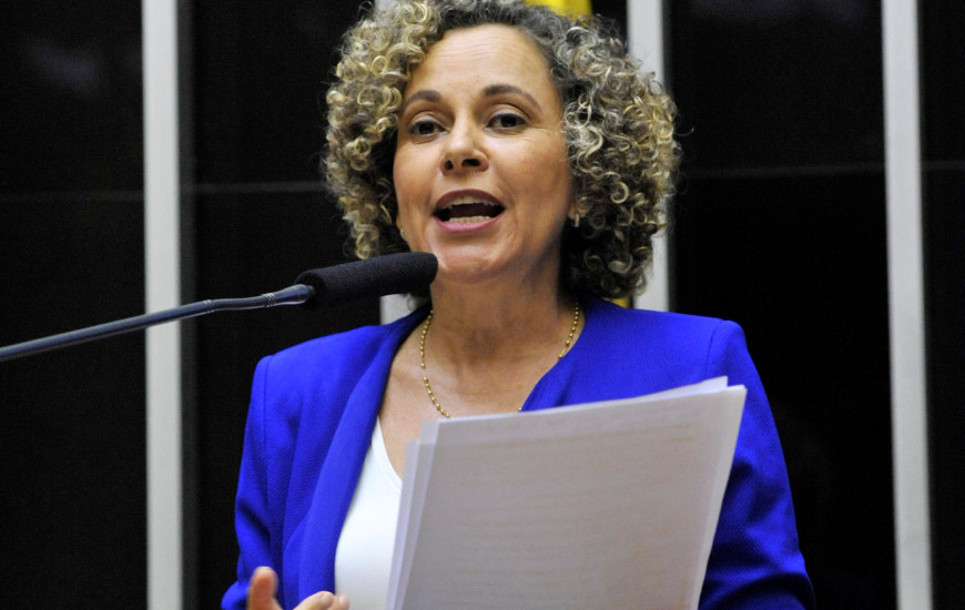 Deputada federal Josi Nunes