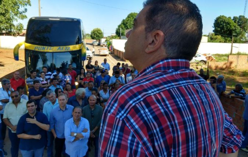 Candidato a governador do Tocantins visita cidades centrais