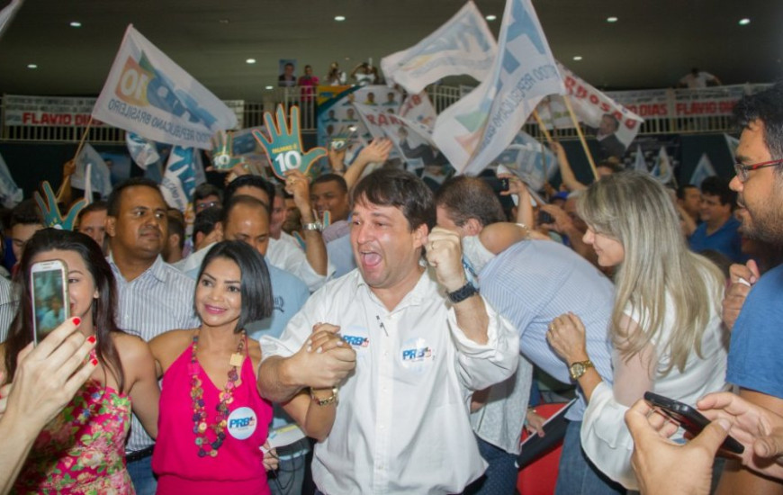 Evento homologa candidatura de Fabiano Parafusos