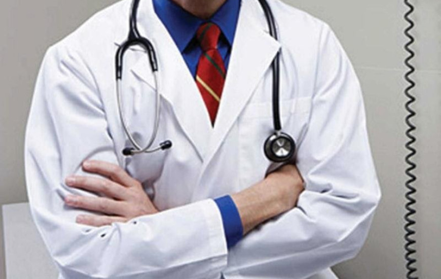Sem pagamento, médicos podem deflagrar greve