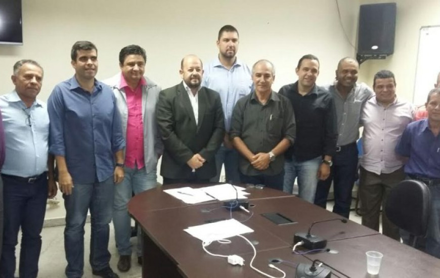 Deputado participa de reunião na Sesau