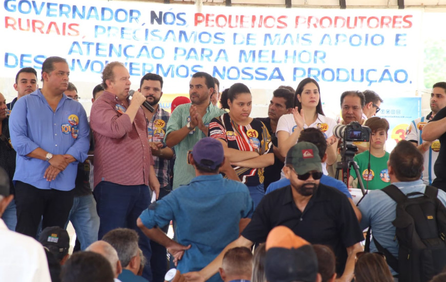 Candidato reuniu agricultores do Taquaruçu Grande