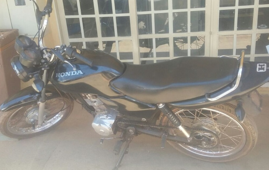 Moto furtada por menores foi recuperada pela polícia