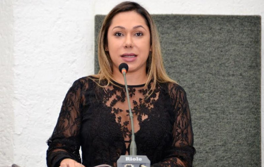 Deputada estadual Luana Ribeiro